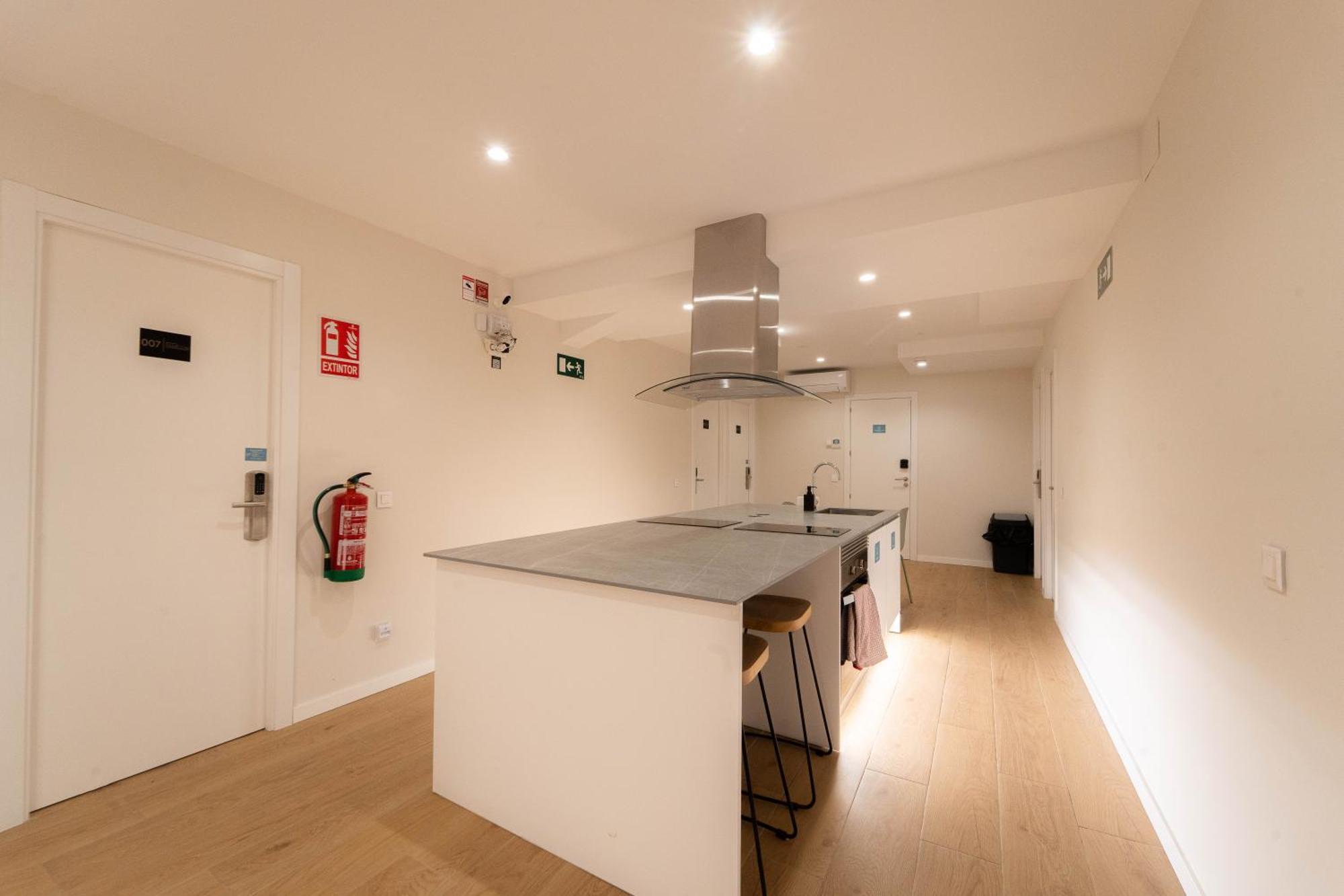 I'M Room Suites Nuevos Ministerios - Bernabeu 'Digital Access' Madri Exterior foto